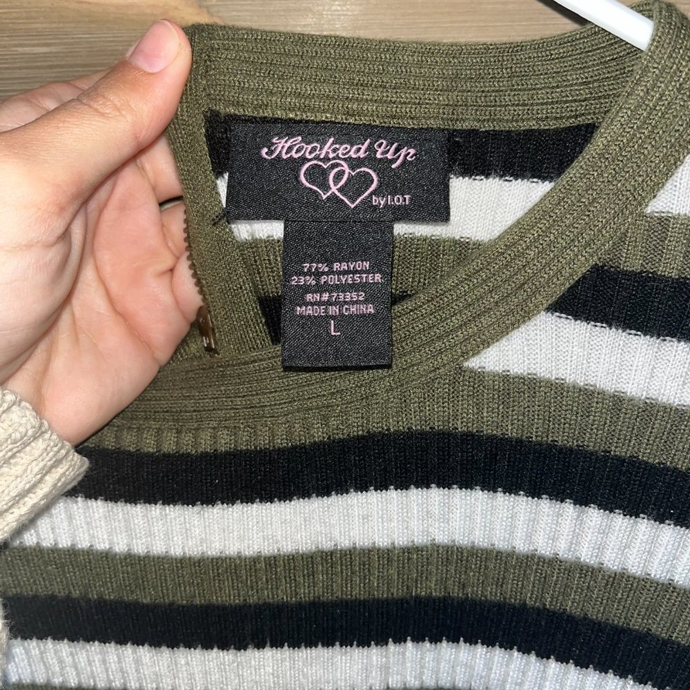 Hooked Up Striped Ribbed Top - Picture 2 of 4